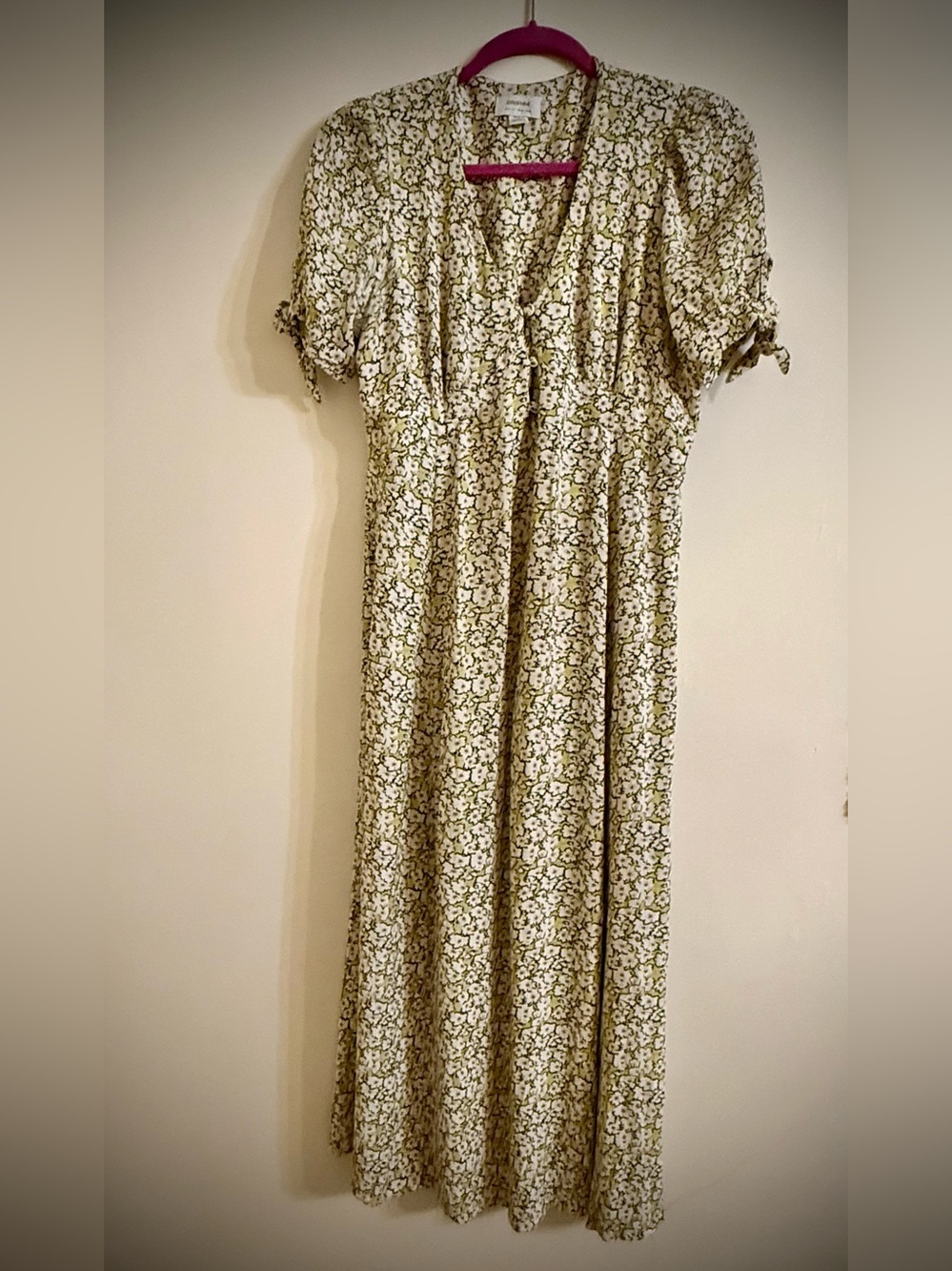 Seraphine Olive Green and White Floral Maternity Dress size 4, NWOT